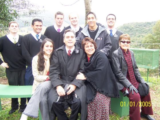 Dona Emerita nos visitando