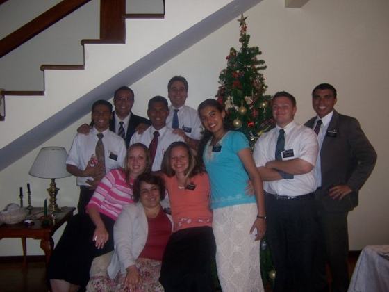 Saídas: Elder M de Oliveira, Elder Ribeiro, Sister Shepard, Elder Valença, Sister Nascimento, Sister da Silva, Elder Petersen, Elder de Araújo