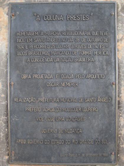 Monumento à Coluna Prestes