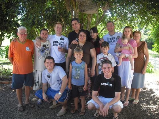 Visita a famiíla do Bispo Aerton