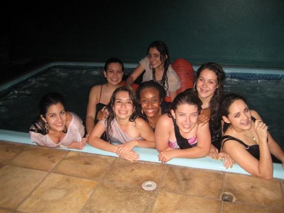 Terminou na piscina