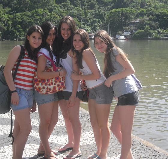 Nat em Camboriú com as amigas