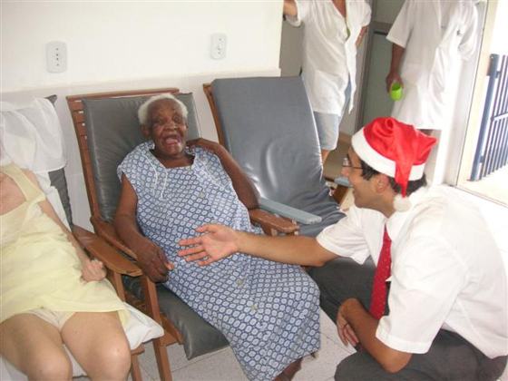 Amo essa foto: matando a senhorinha de rir!